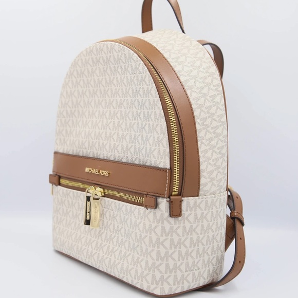 MICHAEL KORS Kenly Medium Backpack Signature Vanilla Bag - Picture 3 of 16